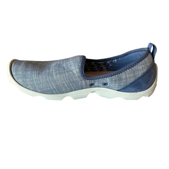 Crocs | Women's Size 9 Busy Day Slip-ons - Picture 1 of 10